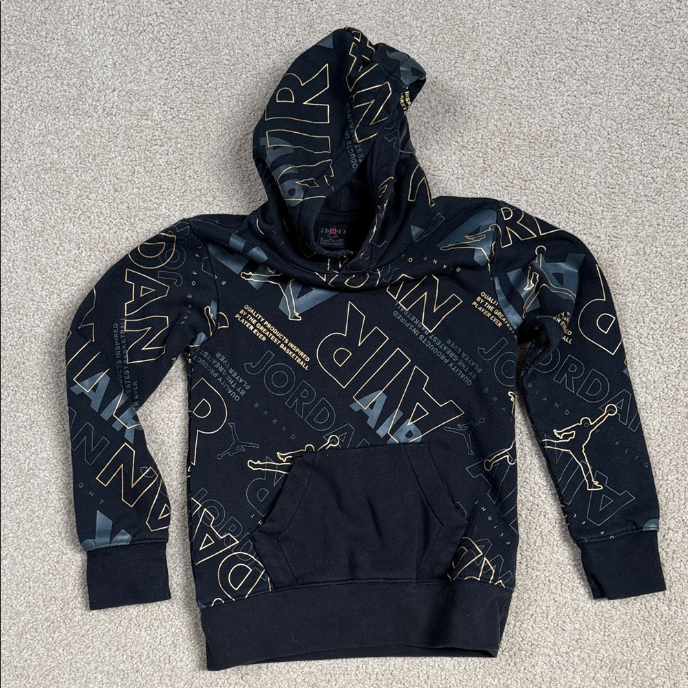 Jordan Boy’s Hoodie in Black and Gold Print